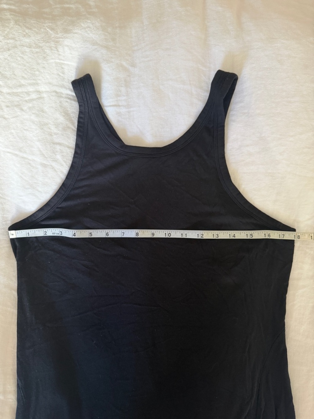 Lululemon Full Day Ahead Tank in Black. Size 8 - Picture 7 of 7